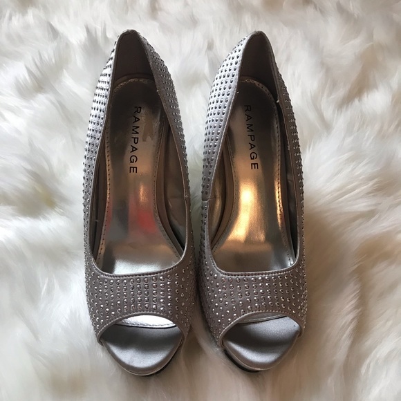🌟Never worn, Rampage silver high heel - Picture 2 of 7